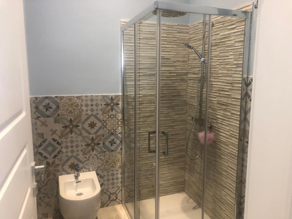 Apartment Alfonzetti-5 Min Walk To Central Train And Bus Station Catânia Exterior foto